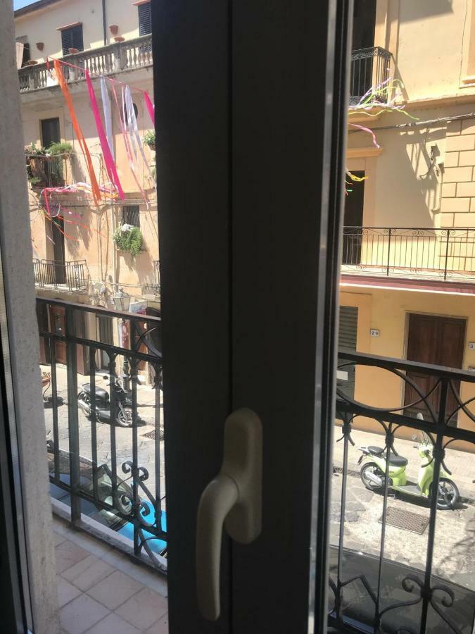 Corso Garibaldi 22 Apartment باولا المظهر الخارجي الصورة
