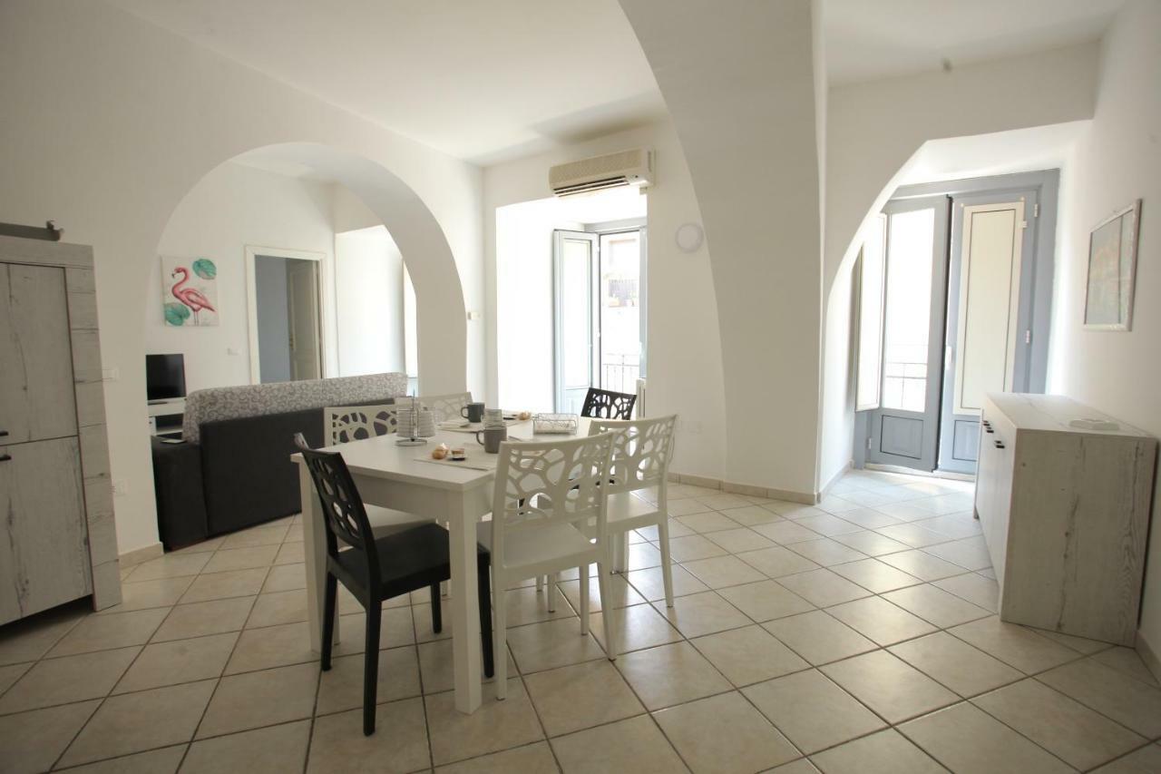 Corso Garibaldi 22 Apartment باولا المظهر الخارجي الصورة